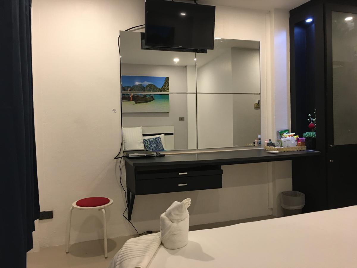 Galaxy Suites Pattaya Exterior photo